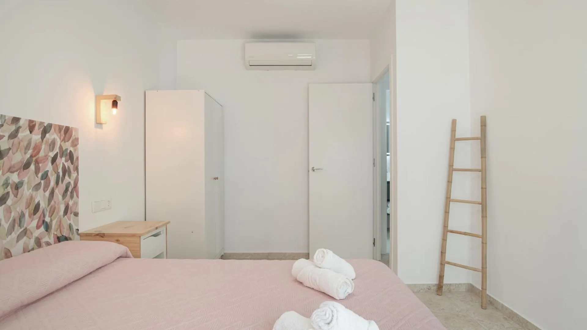 Apartamentos Bellamar Barbate Apartment