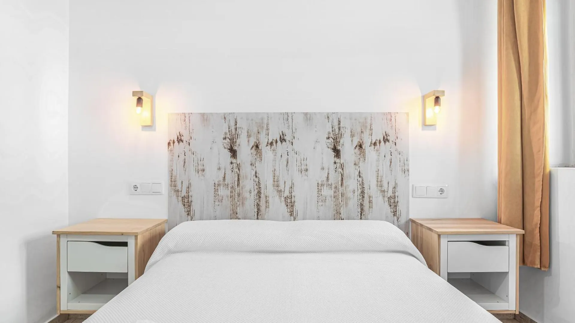 Apartamentos Bellamar Barbate 0*,  Spain